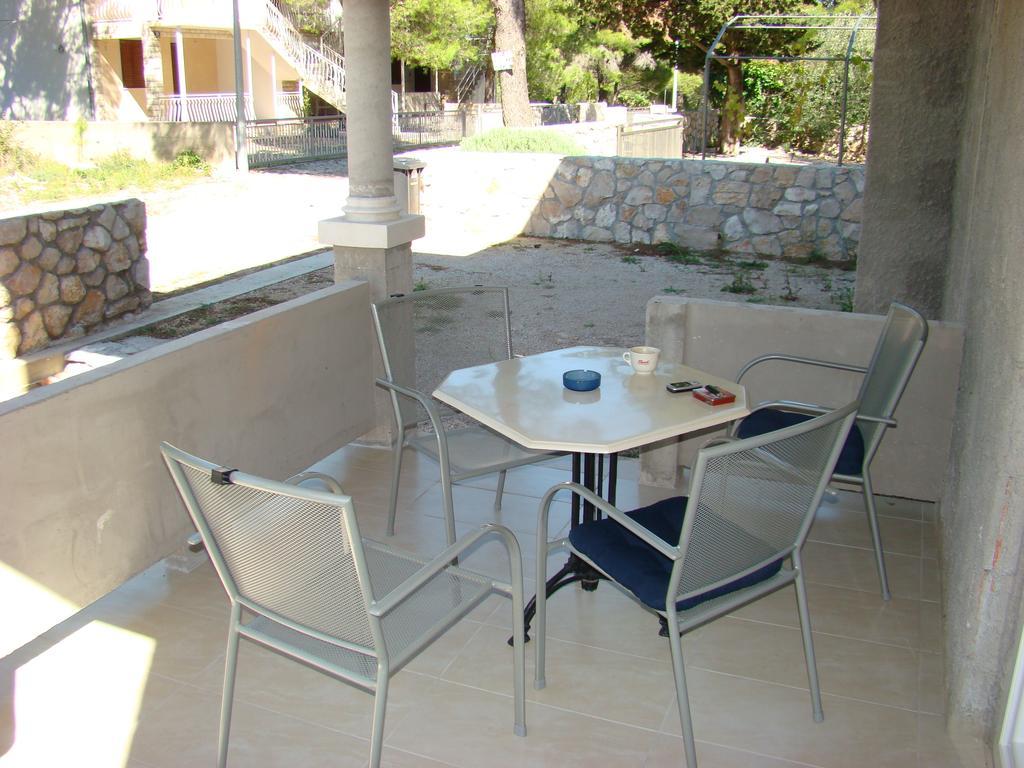 Apartments Pinus Pirovac Rum bild